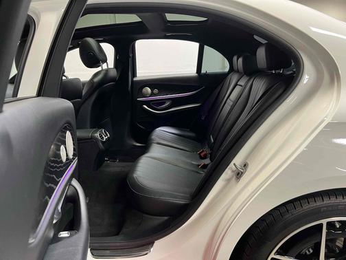 2022 Mercedes-Benz E-Class RWD Sedan