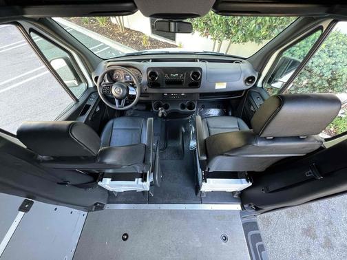 2022 Mercedes-Benz Sprinter 1500 Standard Roof I4