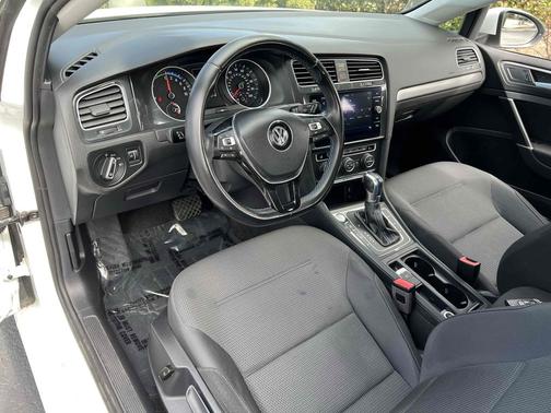 2019 Volkswagen e-Golf SEL