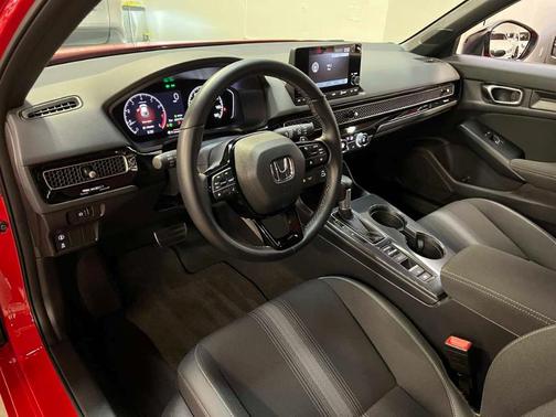 Photo 4 of 55 of 2022 Honda Civic Sport