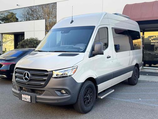 2024 Mercedes-Benz Sprinter 2500 Standard Roof
