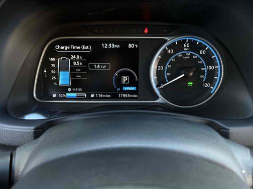 2022 Nissan Leaf SV PLUS 62 kWh