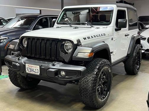 Bright White Clearcoat 2023 Jeep Wrangler Sport S