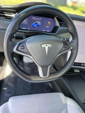 2020 Tesla Model S Performance