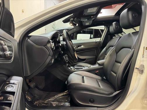 2020 Mercedes-Benz GLA 250 Base