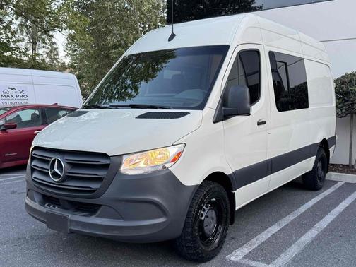 Pebble Grey 2021 Mercedes-Benz Sprinter 2500 Standard Roof