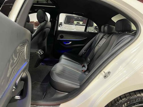 2021 Mercedes-Benz E-Class RWD Sedan - NAVI - PRICED TO SELL