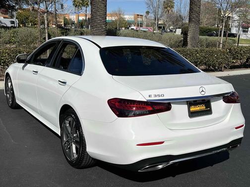 2021 Mercedes-Benz E-Class RWD Sedan - NAVI - PRICED TO SELL