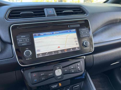 2018 Nissan Leaf SL