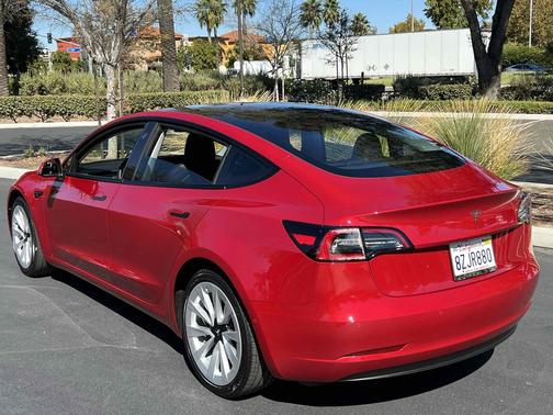 2022 Tesla Model 3 Standard Range
