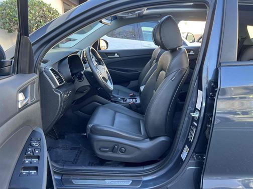 2020 Hyundai TUCSON Luxury