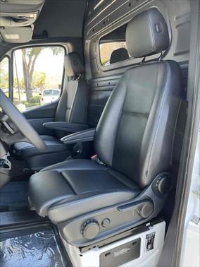 2024 Mercedes-Benz Sprinter 2500 Standard Roof