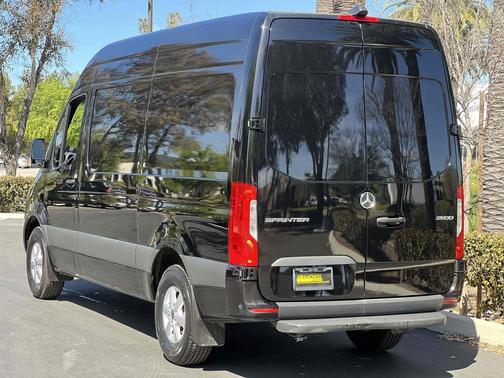 2023 Mercedes-Benz Sprinter 2500 Standard Roof