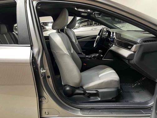 Celestial Silver Metallic 2025 Toyota Camry SE