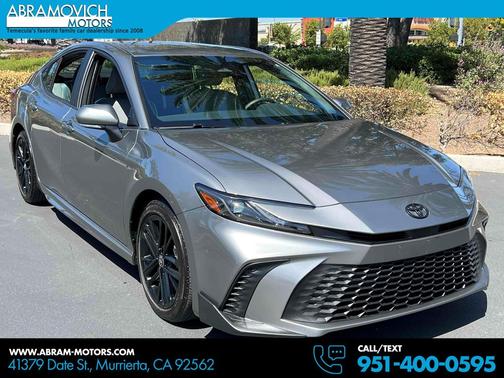 Celestial Silver Metallic 2025 Toyota Camry SE