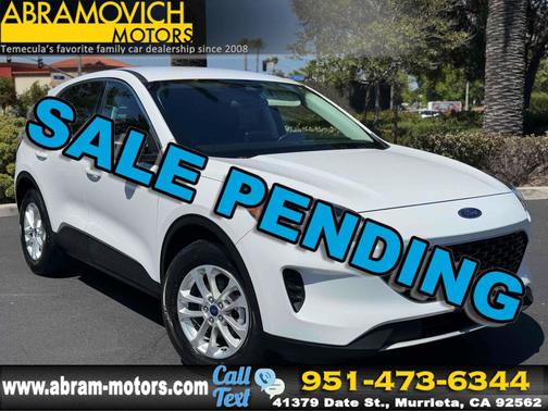 Oxford White 2022 Ford Escape SE