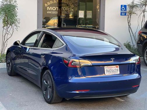 2018 Tesla Model 3 Long Range