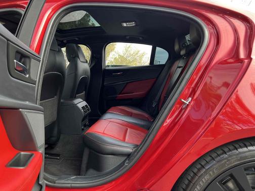 2019 Jaguar XE 25t Landmark