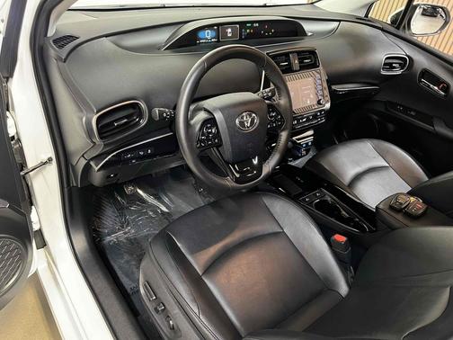 Wind Chill Pearl 2022 Toyota Prius XLE