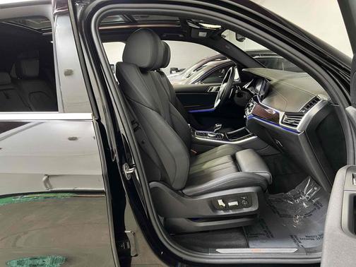 Jet Black 2020 BMW X5 sDrive40i