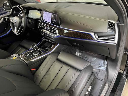 Jet Black 2020 BMW X5 sDrive40i