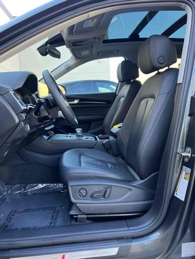 2020 Audi Q5 Premium Plus 55 TFSI e quattro S tronic