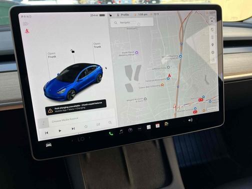 2022 Tesla Model 3 Standard Range