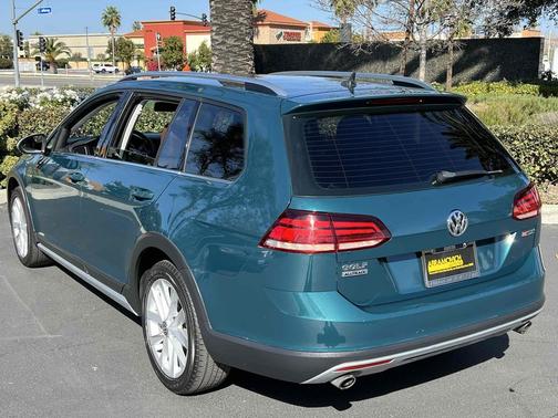 2019 Volkswagen Golf Alltrack TSI S