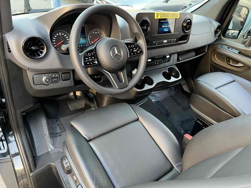 2023 Mercedes-Benz Sprinter 2500 Standard Roof