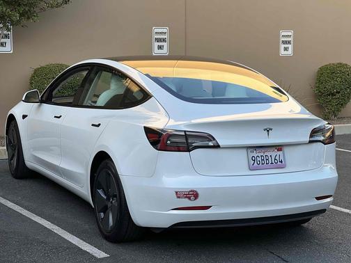 2023 Tesla Model 3 Standard Range