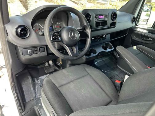 2020 Mercedes-Benz Sprinter 2500 High Roof