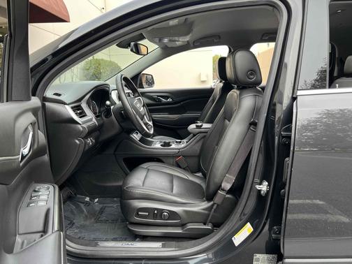 2020 GMC Acadia FWD SLT