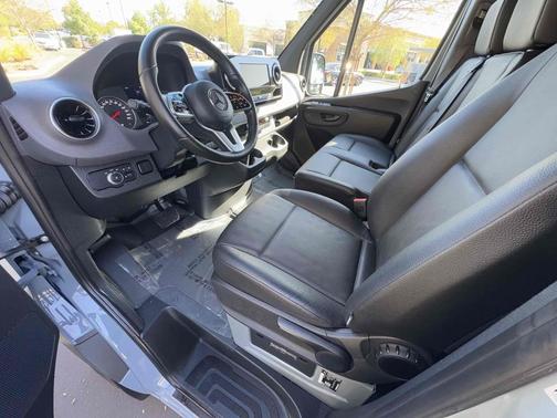 2023 Mercedes-Benz Sprinter 2500 Standard Roof