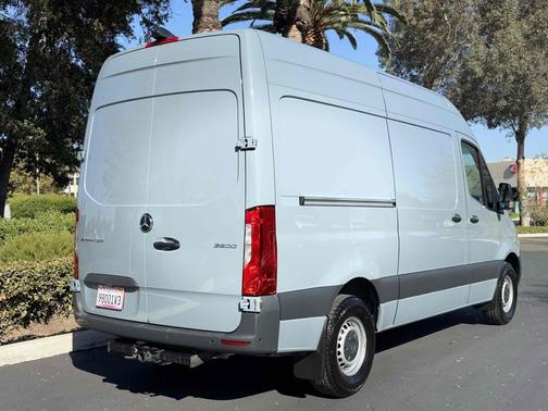 2023 Mercedes-Benz Sprinter 2500 Standard Roof