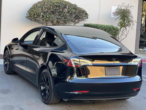 2022 Tesla Model 3 Standard Range