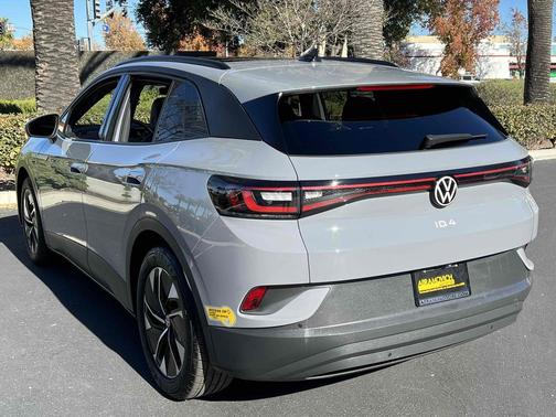 2021 Volkswagen ID.4 Pro S