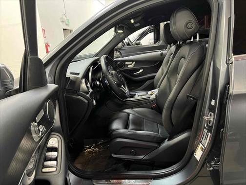 2022 Mercedes-Benz GLC 300 Base