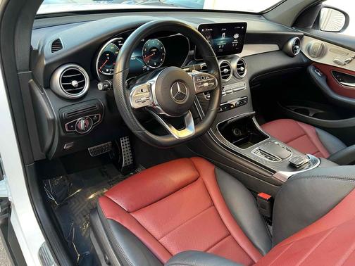 2021 Mercedes-Benz GLC 300 4MATIC Coupe