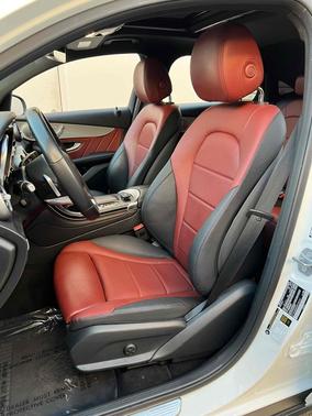 2021 Mercedes-Benz GLC 300 4MATIC Coupe