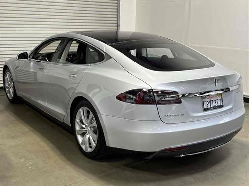 2013 Tesla Model S - GOOD CONDITION - PRICED TO SELL