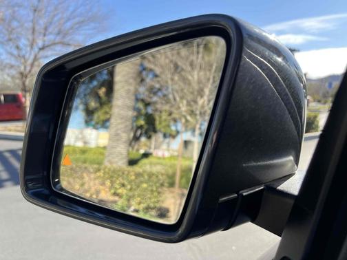 2015 Mercedes-Benz M-Class SUV