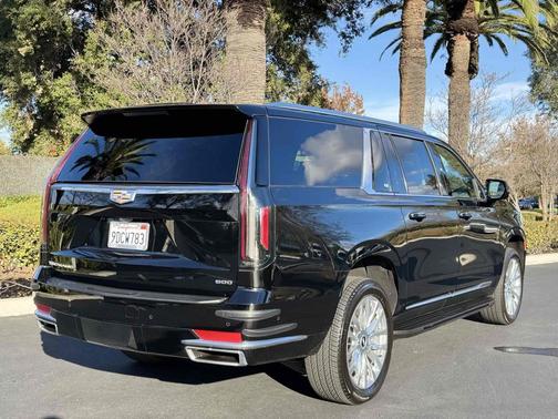 2023 Cadillac Escalade ESV Premium Luxury