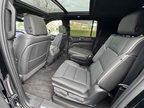 2023 Cadillac Escalade ESV Premium Luxury