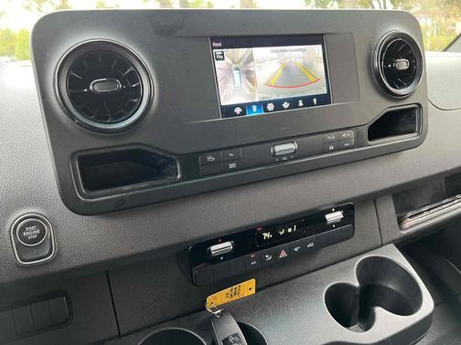 2022 Mercedes-Benz Sprinter 2500 High Roof