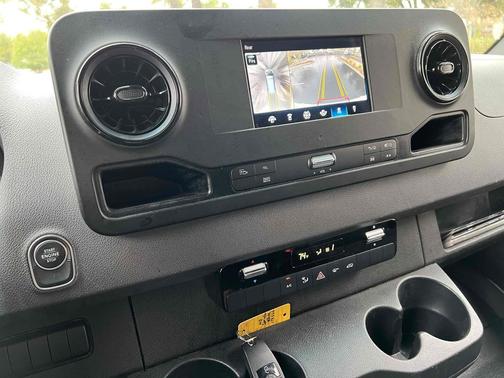 2022 Mercedes-Benz Sprinter 2500 High Roof