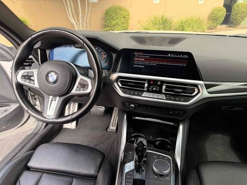 Mineral White Metallic 2021 BMW M440 i xDrive
