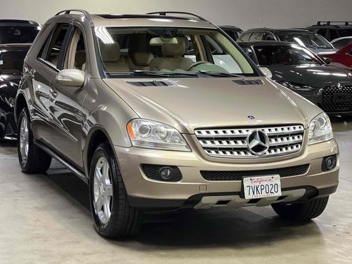 Sand Beige Metallic 2008 Mercedes-Benz M-Class 4MATIC