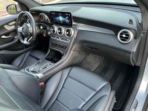 2021 Mercedes-Benz GLC 300 4MATIC Coupe