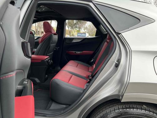 2022 Lexus NX 350 F SPORT Handling