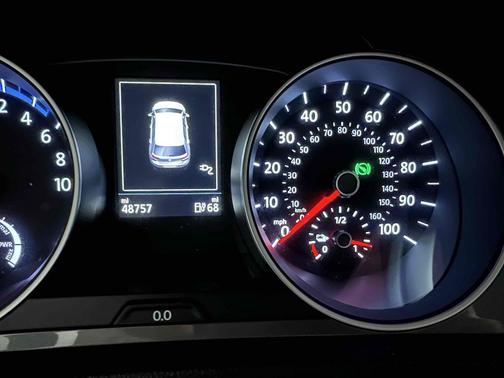 2016 Volkswagen e-Golf SE